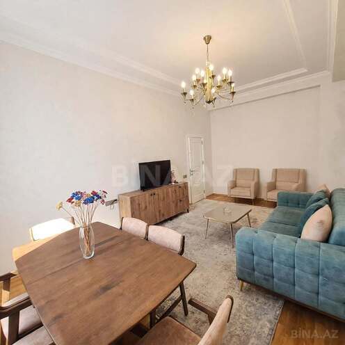 Продаётся 2-комн. новостройка 74 м², м. Кара Караев, photo 3 from 17