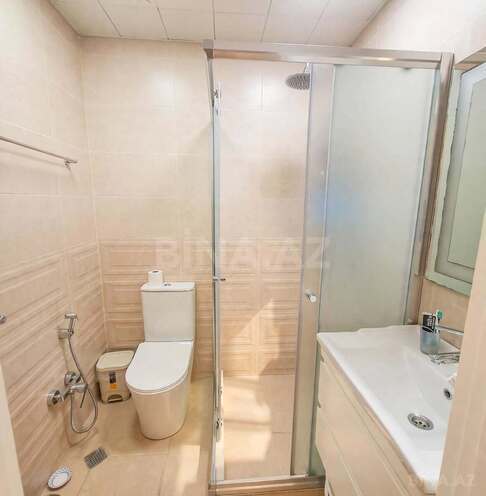 Продаётся 2-комн. новостройка 74 м², м. Кара Караев, photo 13 from 17