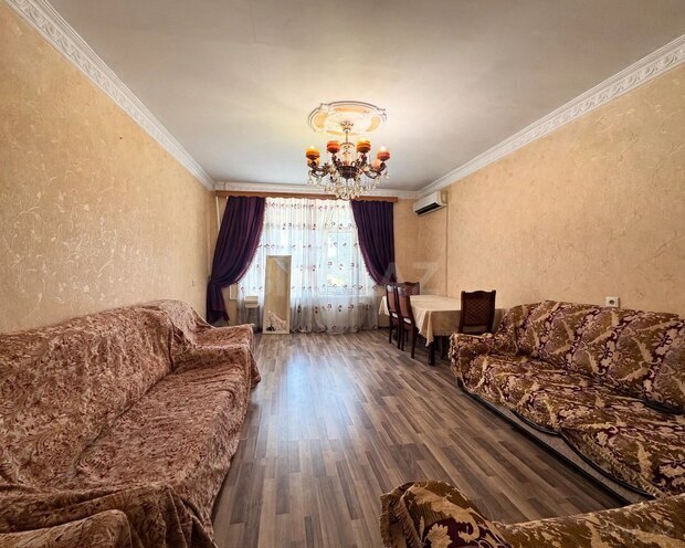 Продаётся 2-комн. вторичка 60 м², м. Кара Караев, photo 3 from 7