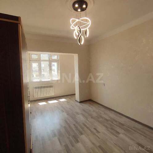 Продается 2-комн. вторичка 70 м², м. Нефтчиляр, photo 6 from 18