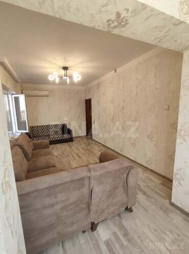 Продается 2-комн. вторичка 70 м², м. Нефтчиляр, photo 4 from 18