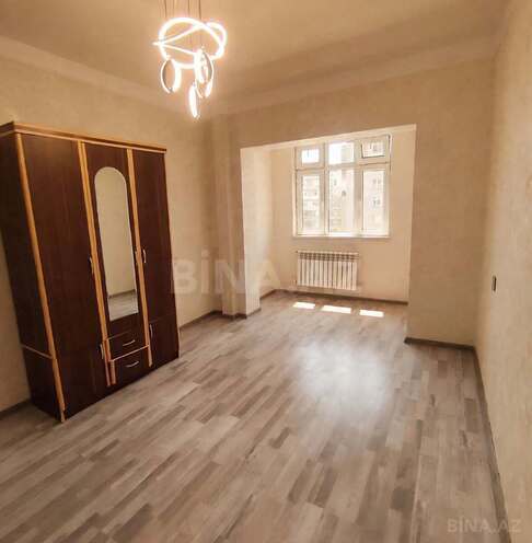 Продается 2-комн. вторичка 70 м², м. Нефтчиляр, photo 5 from 18