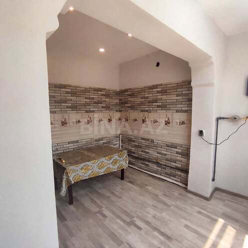 Продается 2-комн. вторичка 70 м², м. Нефтчиляр, photo 10 from 18