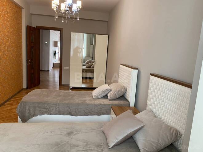 Сдаётся 4-комн. новостройка 180 м², м. Низами, photo 13 from 23