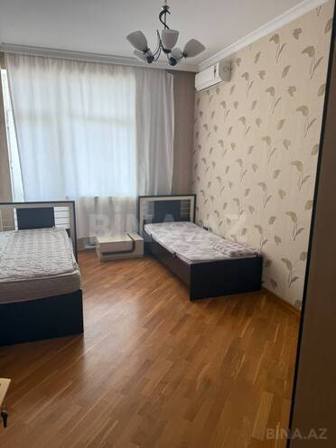 Сдается 3-комн. новостройка 150 м², м. Нариман Нариманов, photo 9 from 13