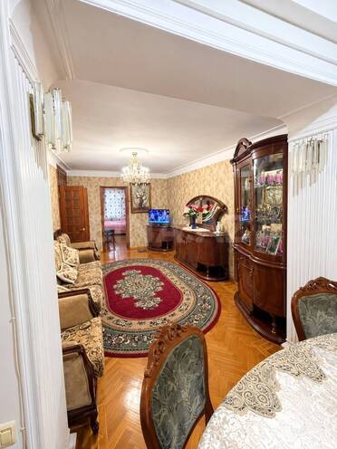 Satılır 3 otaqlı köhnə tikili 70 m², Nizami m., photo 4 from 12