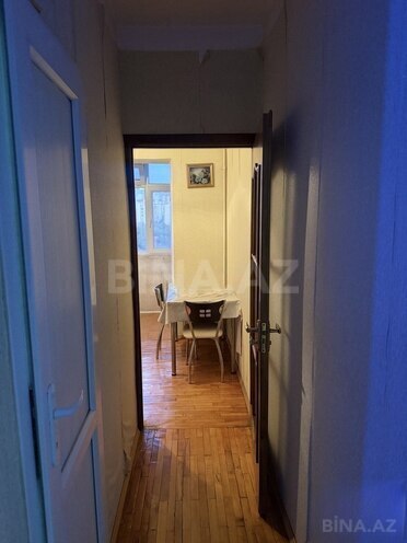 Продаётся 2-комн. вторичка 40 м², м. Ази Асланов, photo 5 from 7