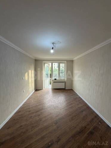 Продаётся 2-комн. вторичка 52 м², м. Кара Караев, photo 3 from 22