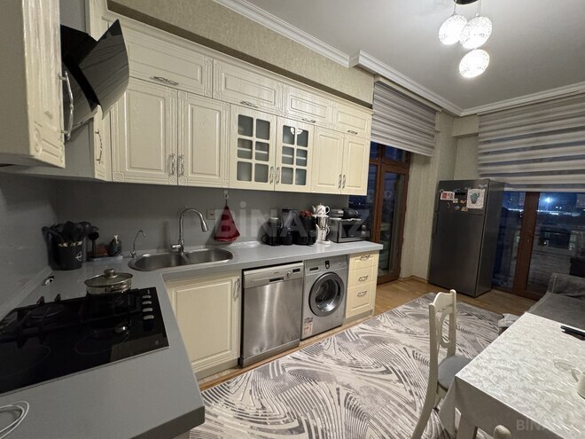 Продается 3-комн. новостройка 105 м², м. Нефтчиляр, photo 1 from 15