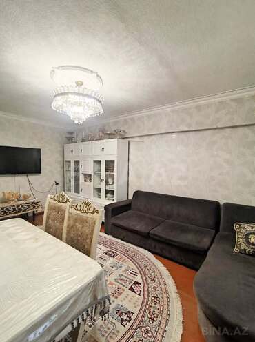 Продаётся 3-комн. вторичка 103 м², м. Кара Караев, photo 4 from 19