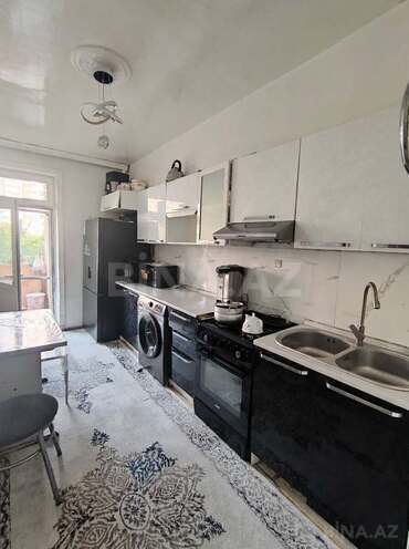 Продаётся 3-комн. вторичка 103 м², м. Кара Караев, photo 13 from 19