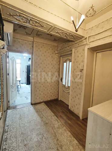 Продаётся 3-комн. вторичка 103 м², м. Кара Караев, photo 17 from 19