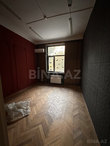 Продаётся 2-комн. вторичка 55 м², м. Низами, photo 6 from 10