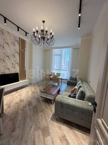 Сдается 2-комн. новостройка 65 м², м. 28 мая, photo 1 from 8