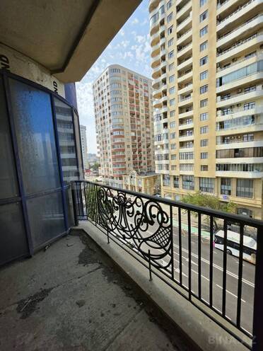 Продаётся 3-комн. новостройка 159 м², м. Элмляр Академиясы, photo 18 from 32