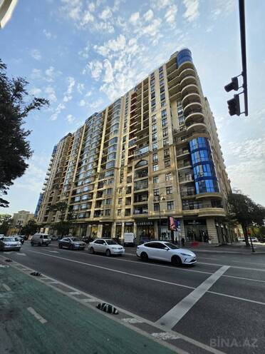 Продаётся 3-комн. новостройка 159 м², м. Элмляр Академиясы, photo 3 from 32