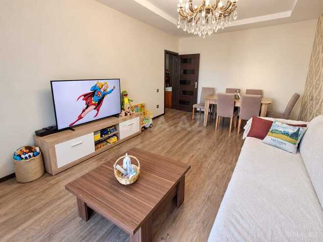Продается 3-комн. вторичка 95 м², м. Кара Караев, photo 4 from 12