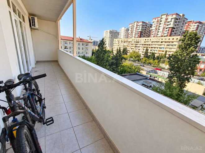Продается 3-комн. вторичка 95 м², м. Кара Караев, photo 11 from 12
