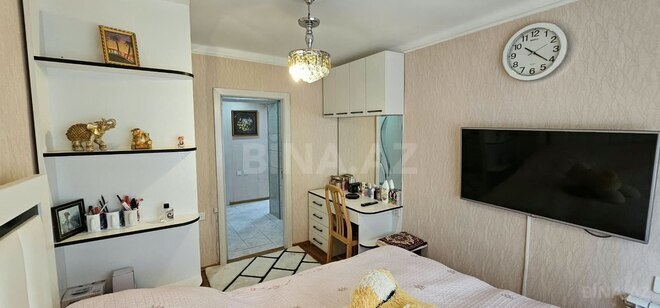 Satılır 2 otaqlı köhnə tikili 50 m², İnşaatçılar m., photo 25 from 30