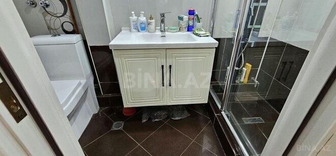 Satılır 2 otaqlı köhnə tikili 50 m², İnşaatçılar m., photo 19 from 30