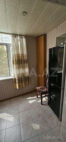 Satılır 2 otaqlı köhnə tikili 50 m², İnşaatçılar m., photo 3 from 30
