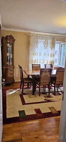 Satılır 2 otaqlı köhnə tikili 50 m², İnşaatçılar m., photo 10 from 30