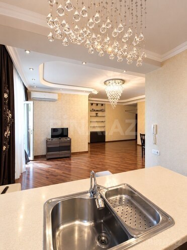 Продаётся 3-комн. новостройка 100 м², м. Иншаатчылар, photo 4 from 18