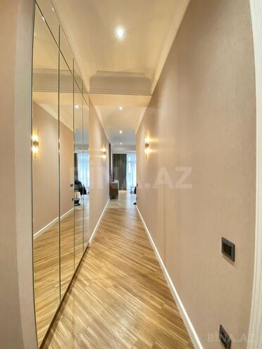 Сдаётся 2-комн. новостройка 65 м², м. Ичеришехер, photo 18 from 32