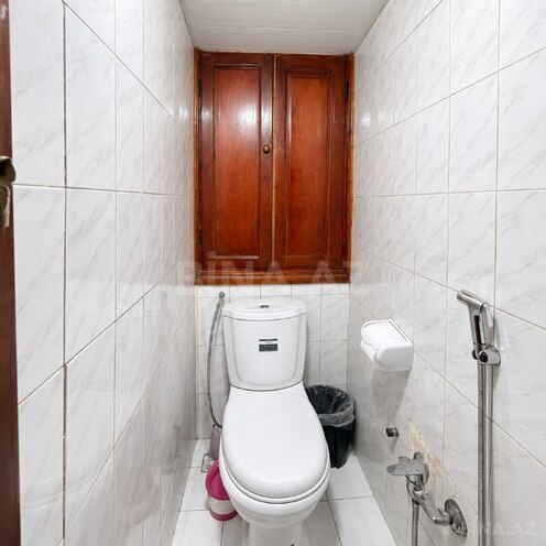 Продается 3-комн. вторичка 80 м², м. Халглар Достлугу, photo 13 from 16