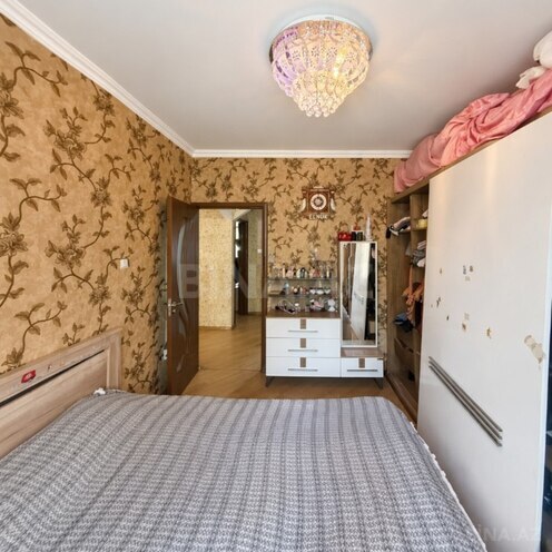 Продается 3-комн. вторичка 80 м², м. Халглар Достлугу, photo 6 from 16