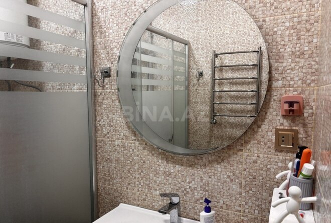 Satılır 4 otaqlı köhnə tikili 100 m², Xalqlar Dostluğu m., photo 13 from 16