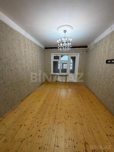 Продаётся 4-комн. вторичка 110 м², м. Кара Караев, photo 7 from 20