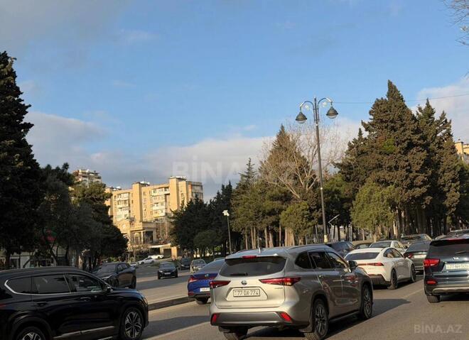 Satılır 2 otaqlı köhnə tikili 60 m², Əhmədli m., photo 1 from 12