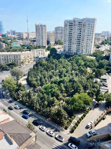 Продаётся 3-комн. новостройка 80 м², м. Ичеришехер, photo 3 from 17