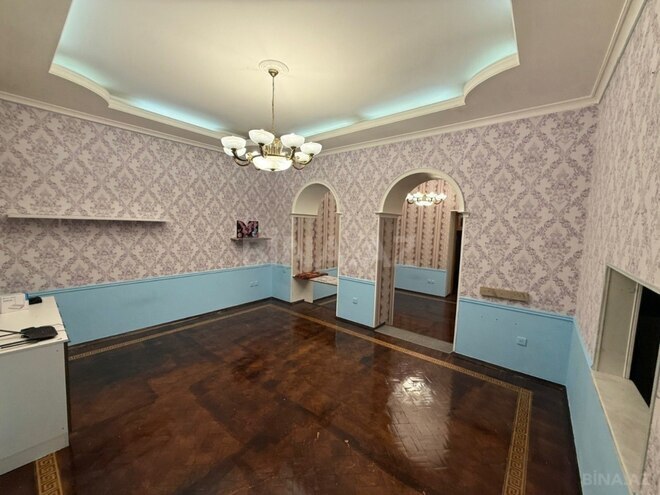 İcarəyə verilir 3 otaqlı ofis 90 m², 28 May m., photo 1 from 7