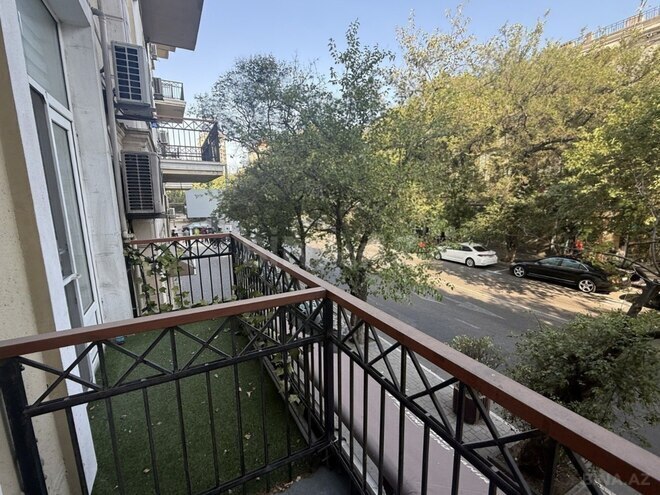 İcarəyə verilir 3 otaqlı ofis 90 m², 28 May m., photo 3 from 7