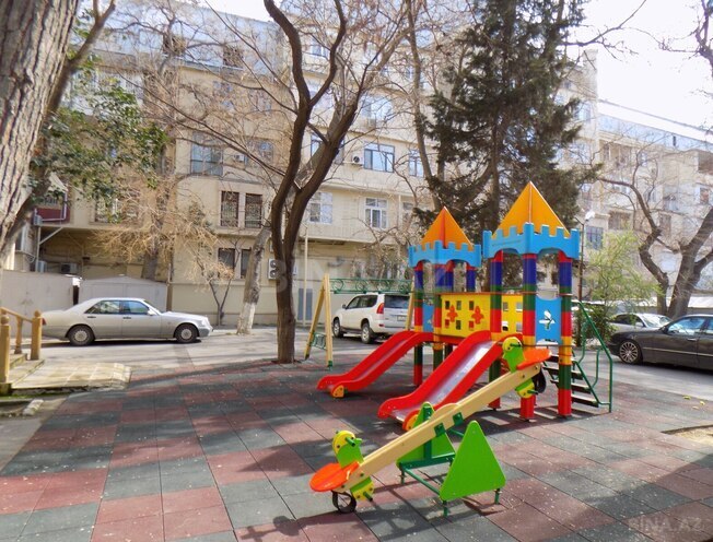 Сдаётся 3-комн. вторичка 100 м², м. Сахил, photo 18 from 20