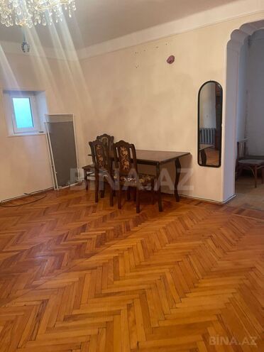 Satılır 2 otaqlı köhnə tikili 59 m², 8 Noyabr m., photo 4 from 7