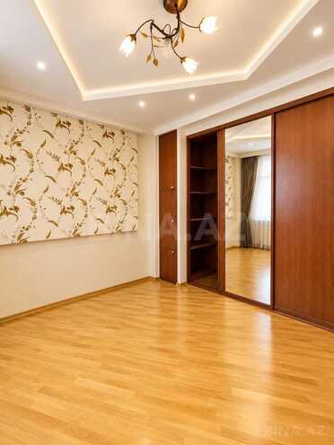 Satılır 4 otaqlı yeni tikili 210 m², 28 May m., photo 11 from 16