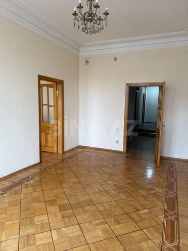 Продается 6-комн. вторичка 340 м², м. Сахил, photo 12 from 32