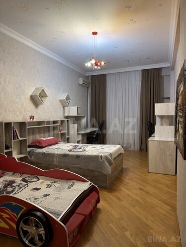 İcarəyə verilir 3 otaqlı yeni tikili 165 m², 28 May m., photo 10 from 20