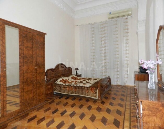 Продаётся 4-комн. вторичка 200 м², м. Ичеришехер, photo 7 from 12