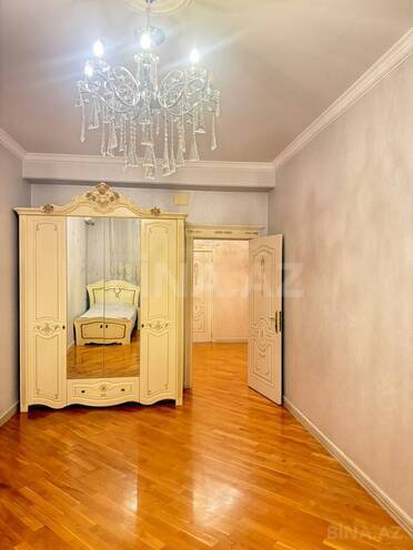 Сдаётся 4-комн. новостройка 170 м², м. 8 ноября, photo 9 from 14