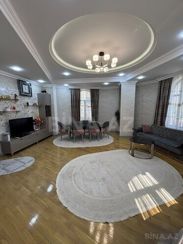 Сдается 4-комн. новостройка 140 м², м. Низами, photo 1 from 10