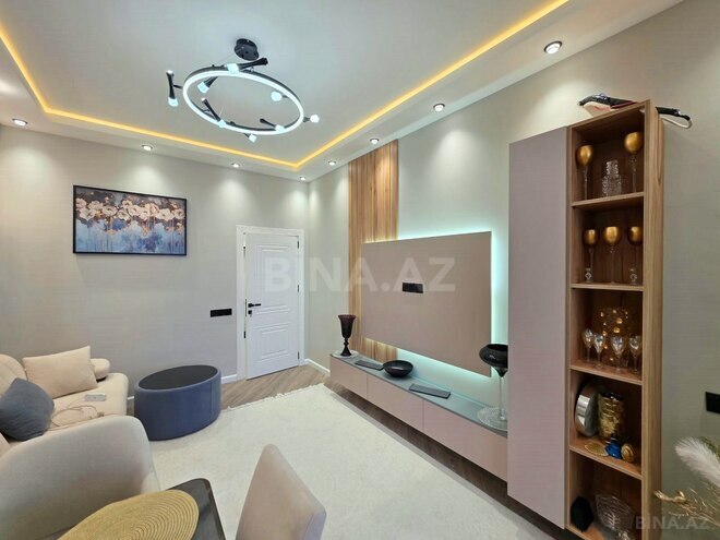 Продаётся 2-комн. новостройка 55 м², м. Ази Асланов, photo 1 from 15