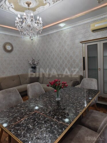 Сдаётся 3-комн. вторичка 70 м², м. Низами, photo 16 from 19