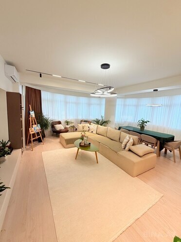 Продаётся 3-комн. новостройка 136 м², пос. Бакиханова, photo 1 from 24