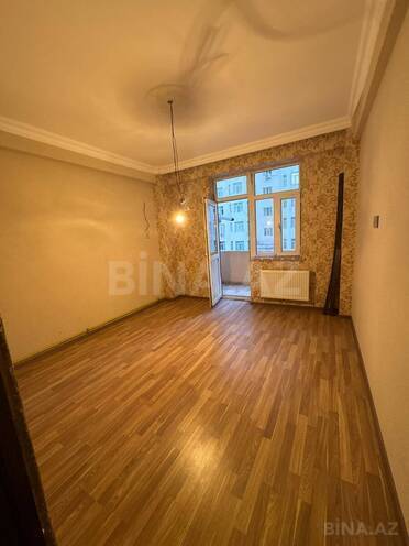 Продаётся 2-комн. новостройка 60 м², м. Иншаатчылар, photo 1 from 9