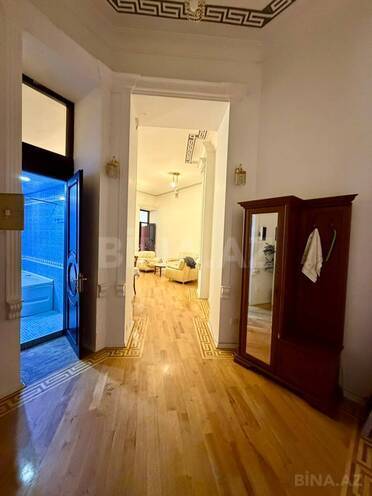Продаётся 4-комн. вторичка 130 м², м. Сахил, photo 7 from 13