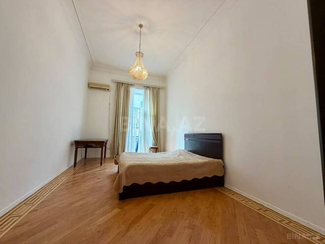 Продаётся 4-комн. вторичка 130 м², м. Сахил, photo 10 from 13